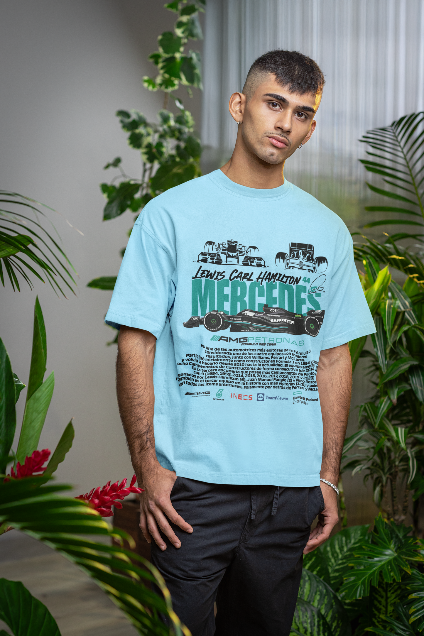 Lewis Hamilton - AMG Petronas F1 Team Unisex Oversized T-Shirt